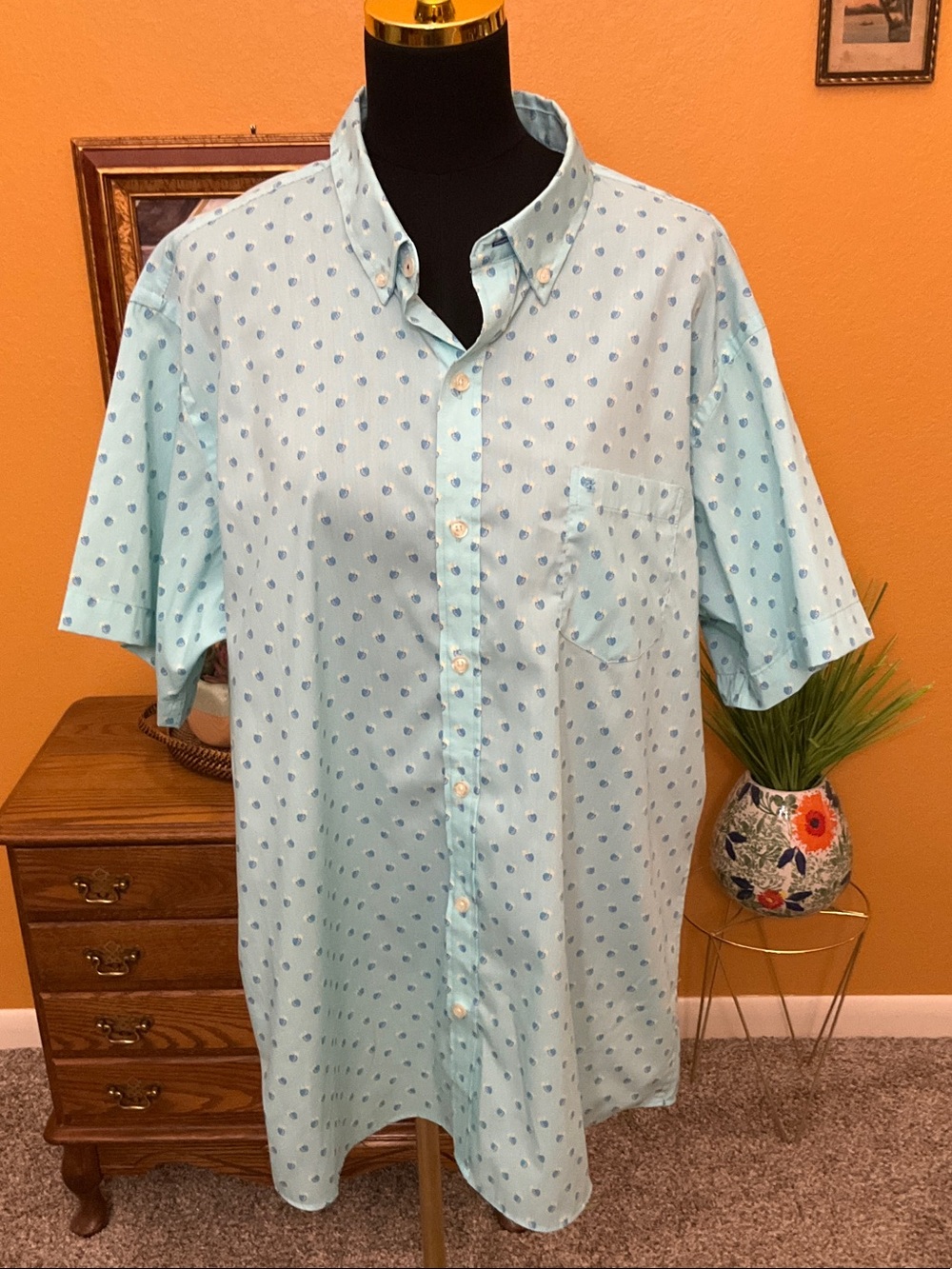 Izod Men’s Size XXL Button Down Tropical Print Short Sleeve, Great Condition